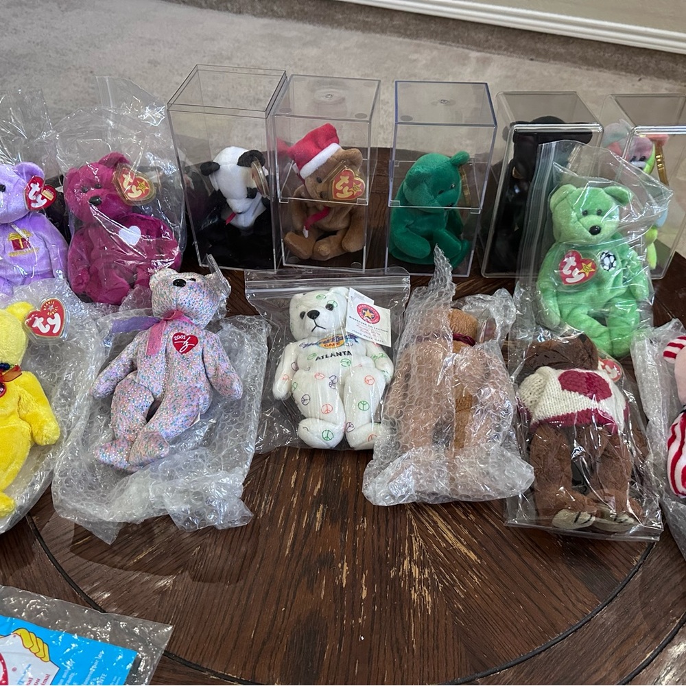 Bennie Babies Collection (Kicks, The End, Valentina, and tie-dye)